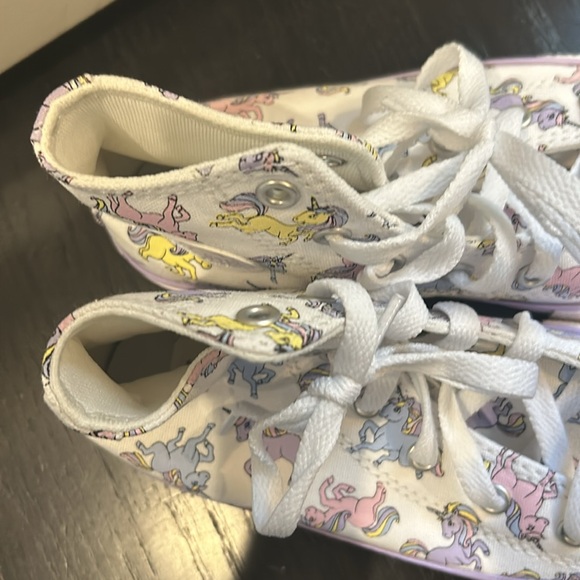 *NEW* Girls Converse Chuck Taylor, unicorn collection high tops - size 1 - Picture 7 of 11